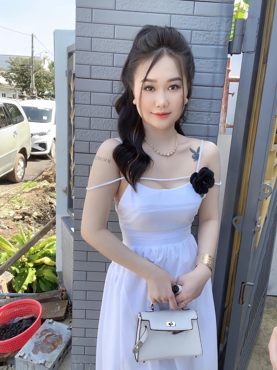 Meoxinh0802's tweet photo. Có ai ở bảo lộc hong hôm em buồn quá à😞 https://t.co/TEXwL3GkxJ