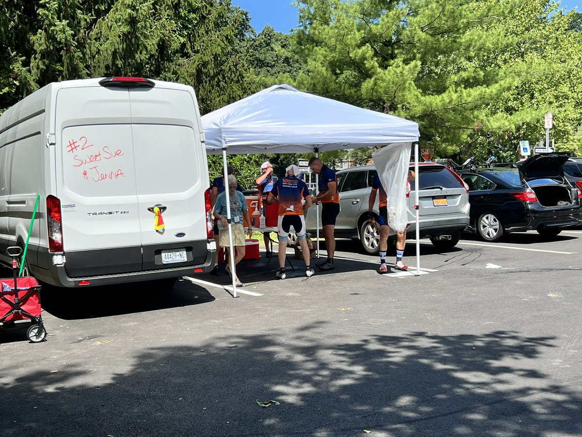 MikeGinestre's tweet photo. Day 1 of riding is in the books on the @EmpireStateRide. 63 miles! Riding through NYC is incredible. Thank you to all of my donors for your support. Each dollar given is multiplied by $13 in outside grants. You can donate today at https://t.co/5Bj8GNHUhw. #toendcancer https://t.co/HHdXMsAq8x