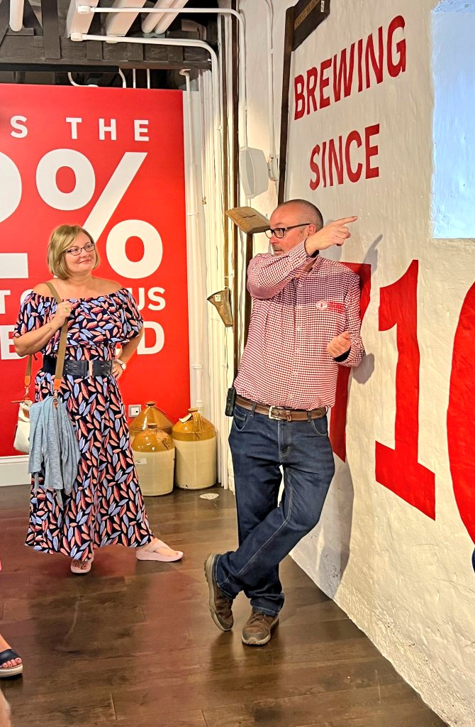 Helena Nolan tweet media