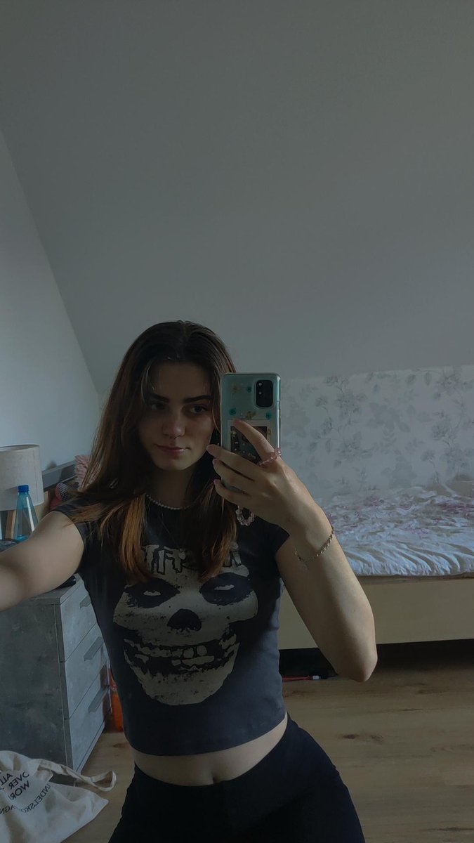 Hummlein's tweet image. 🦋