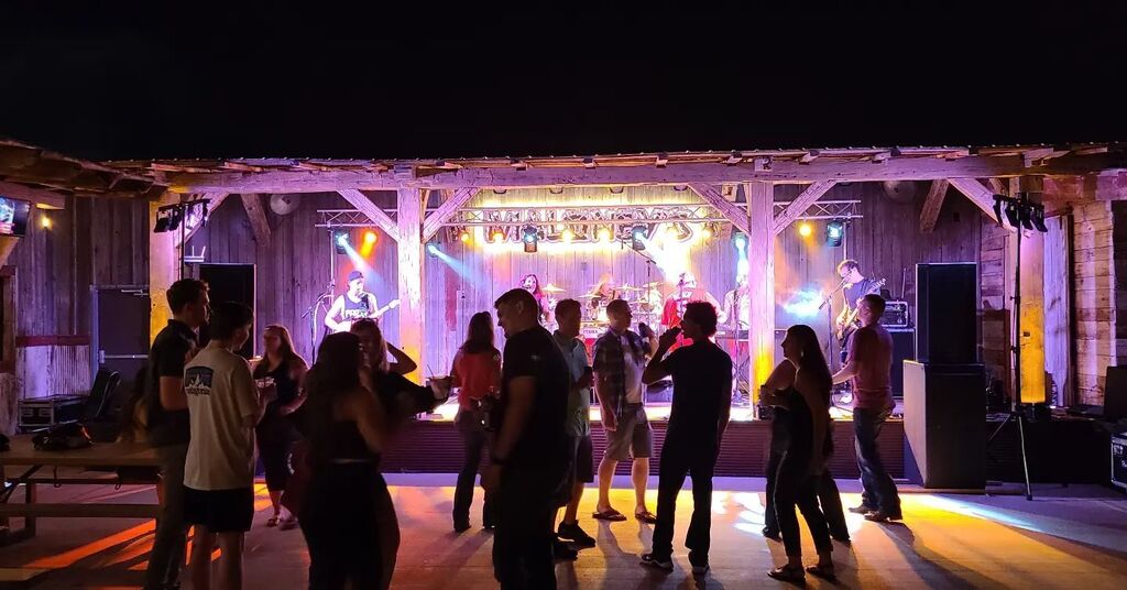 Had a fun time with Almost Normal at Maloney's Friday night. The group has a fun setlist that'll please just about anyone. Check them out if you have the chance! 

#livemusic #livesound #liveproduction instagr.am/p/CgaFvGepvJX/