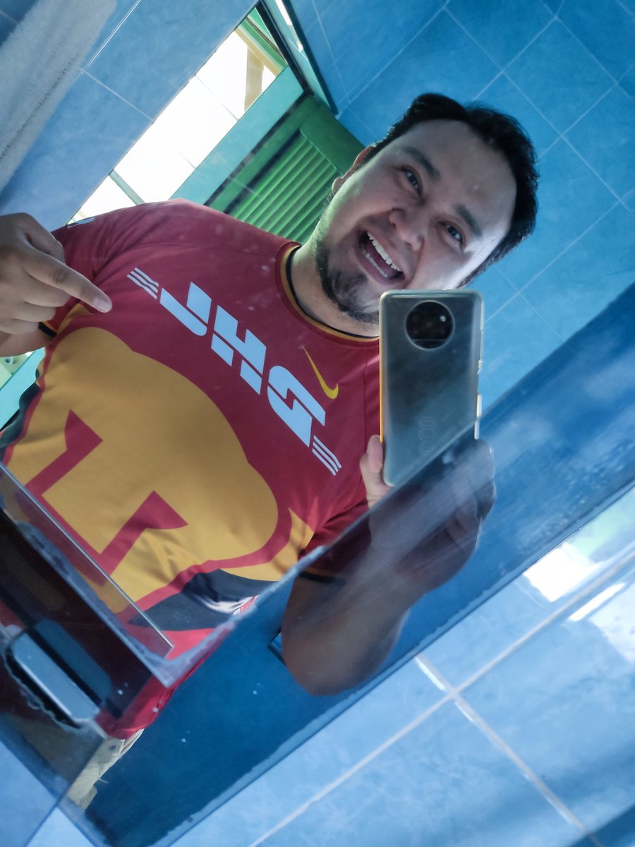 🍔 Hugo 🍔 tweet media