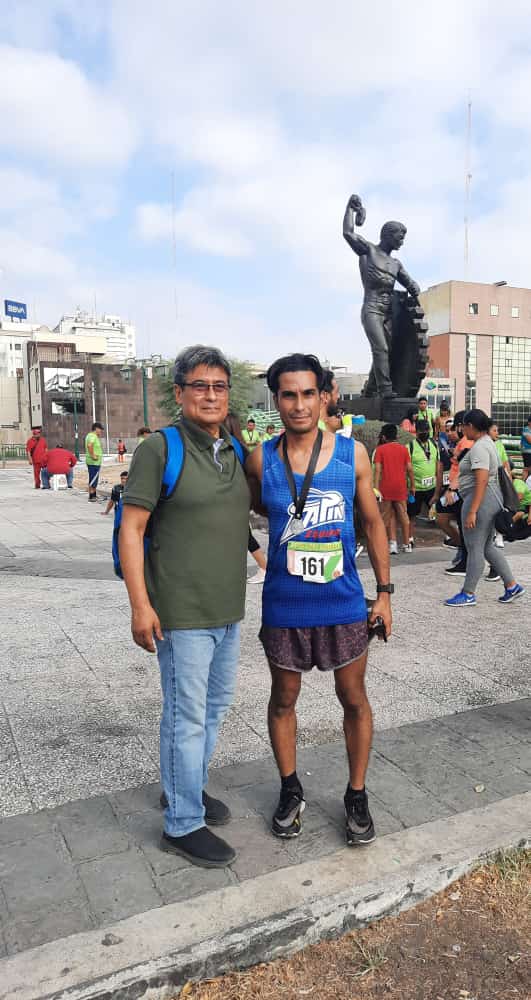 En este #DomingoDeEsfuerzo carrera #10kEsfuerzoLaboral en tierras regias nos deja buenas sensaciones y nuevos amigos y los de twitter ni sus luces 😅 
2do de Máster, general todavía no sabemos, falto la patrona 😅 
Coach <a href="/ibalopma/">Coach: Miguel Á. Ibarra López.</a> 
<a href="/LobosTampico/">LOBOSTampico</a> 
<a href="/templorunner/">@TemploRunner</a>
<a href="/SumandoKMx/">Deportistas Sumando Km</a>