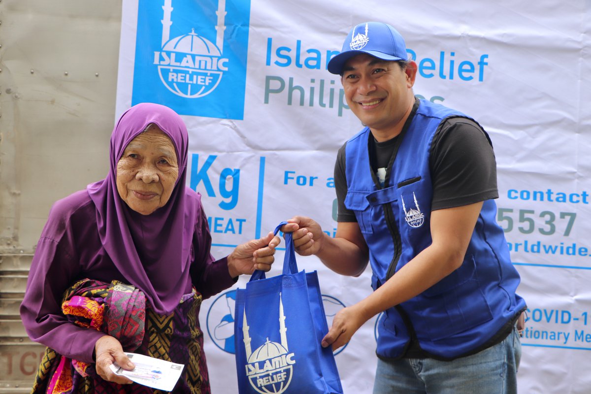 IRWorldwide's tweet photo. “Do not belittle a good deed, no matter how small it may seem, even if it is your meeting with your brother with a cheerful face.” Prophet Muhammad ﷺ

Thank you for your generosity this Qurbani season 💙

📍 #Philippines | Qurbani Distributions 2022 https://t.co/T5UD1biPK3