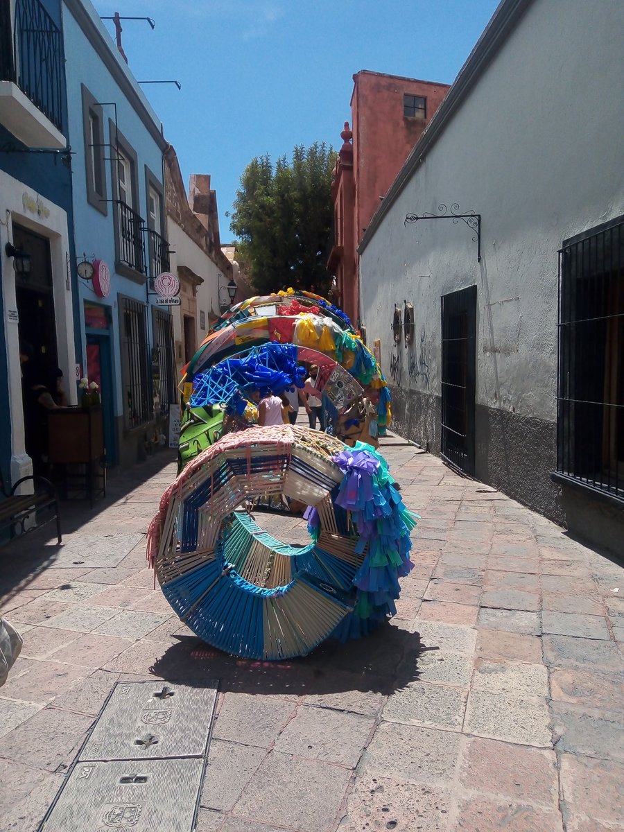 ZurielFotografo's tweet photo. Andador Venustiano Carranza
#ArteyColor
#MiradaViajera https://t.co/xKRbI603FT