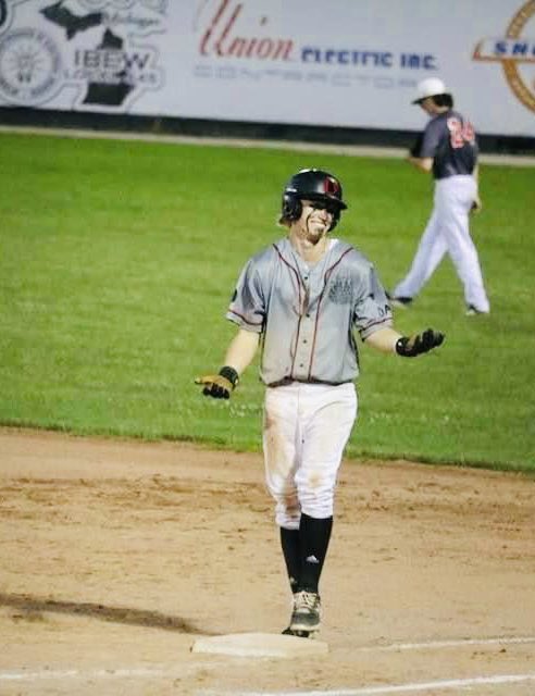 Am678964's tweet photo. 5 years of travel baseball come to a close! @jasonjwickman @wickman_alex #gooppo Congratulations to these kiddos for sticking together all these years; you have become like family. @DagdaDoyle @GoldeAndrew @ElbersonSeth @BradyDangelo https://t.co/TDlAJUM9UQ