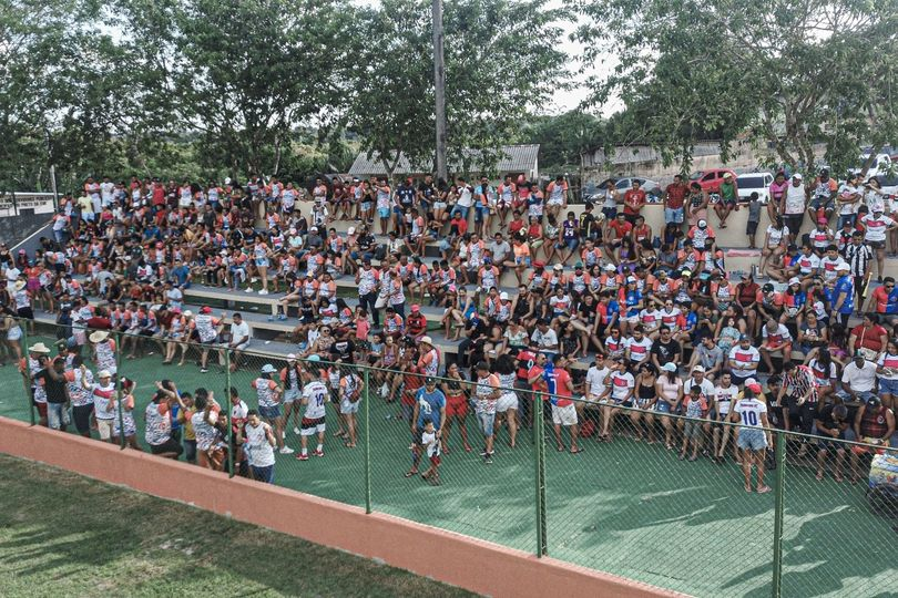 FutebolBarezao's tweet photo. 🏆 #BAREZAO22 #SERIEB
Um bom publico compareceu no estádio Francisco Garcia, no empate entre:
#PARINTINS 3x3 #ATLETICOAMAZONENSE
📷: @chicaoproducoesmarques / Chicão P. Marques https://t.co/cXOgC5fIjE