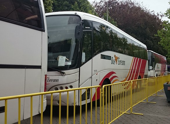 GTdotI's tweet photo. 2022 #GalwayRaces bus services - including shuttles from #Oranmore and a  "nitelink" to #Loughrea!
https://t.co/P0kpFMq4Lf https://t.co/V26ERjjQdE