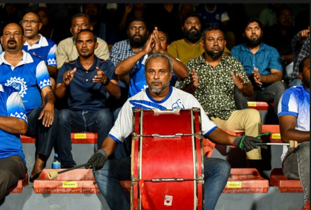 hannu_06's tweet photo. @Mihaarunews @AhmedMahloof @alisuzain @ImranMohamed25 2 supportarun laigen league eh lbuneh kamake mi hageegaih jeheynee gaboolu kuran dho https://t.co/kr5MVnrp16