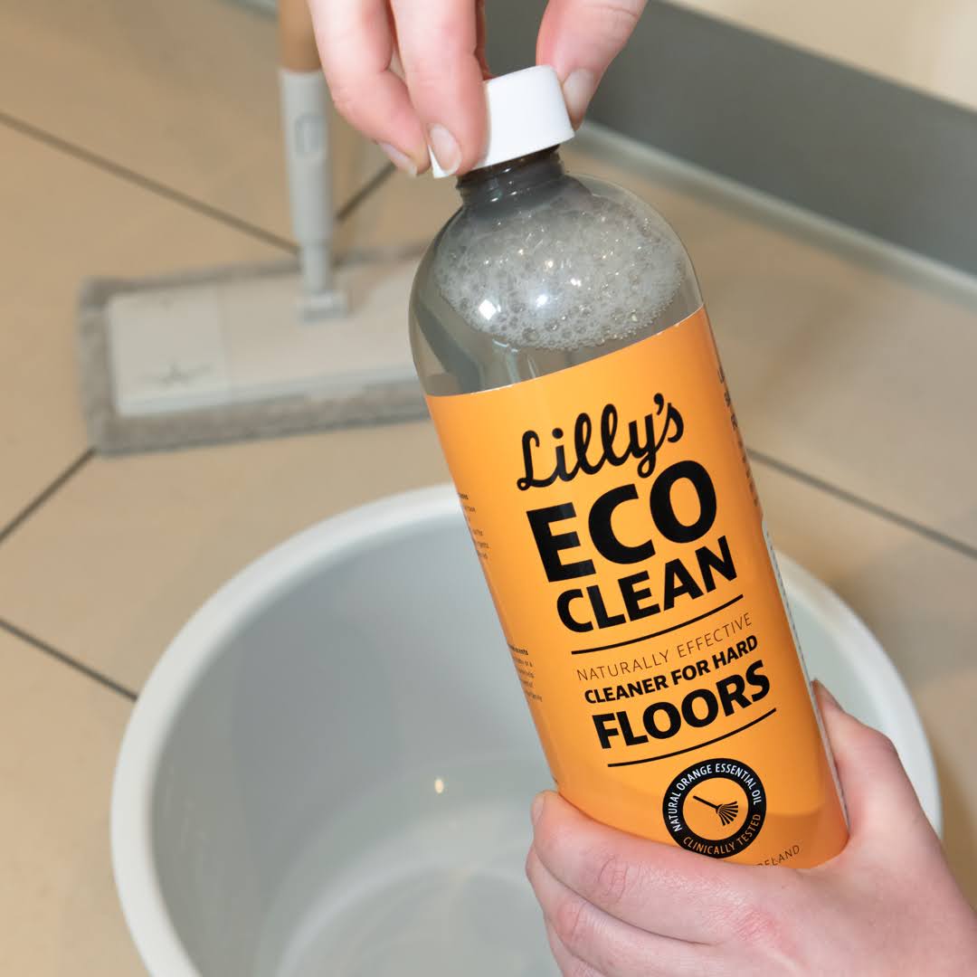 Lillysecoclean's tweet photo. Cleans all floor types effectively without damaging their surfaces. Enjoy the scent of energising Orange Essential Oil - it makes everything shine brighter
#healthhomeplanet #sláintebaileanpláinéad #helpushealtheplanet #ilovecleaning
https://t.co/LASC2VNan0 https://t.co/Od3ZmzhmJb