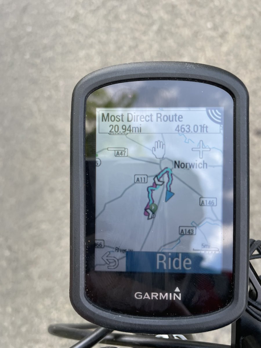 SimonJHarvey's tweet photo. @Garmin I recently bought an Edge 830 to replace my 810, the on-the-fly routing hasn’t improved. Luckily I could work out for myself this wasn’t the ‘most direct’ route… https://t.co/S06Dg5bDP5