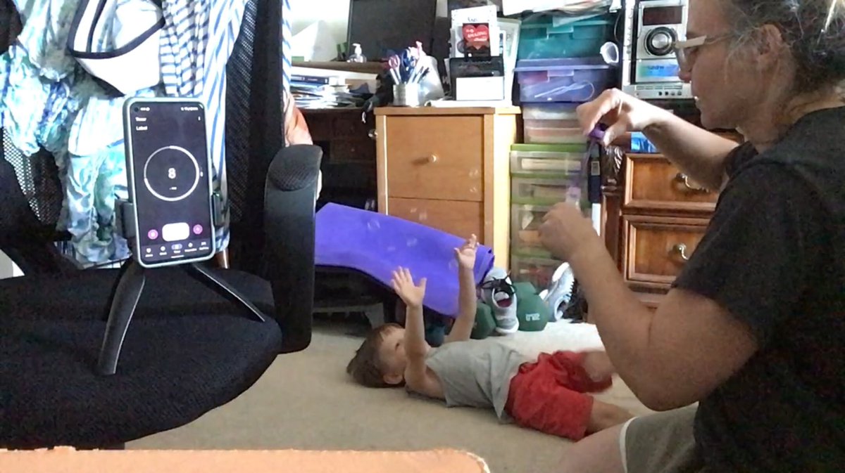 ZoeAnastassiou's tweet image. 10 in 10: bubbles 
#inyoface 
youtu.be/qiFkIla9Zr4 via @YouTube