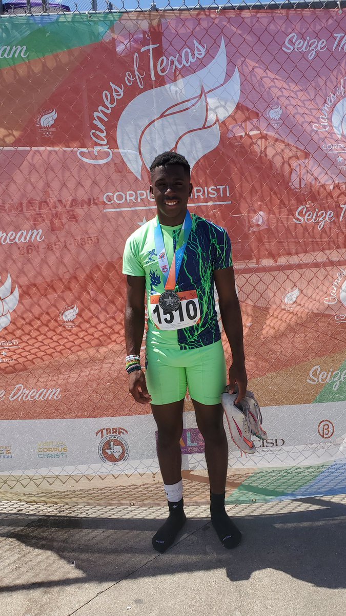 GenaGlasco's tweet photo. Kid had a solid track season. State meet PR in all 3 events. 

4x100 43.11
100 10.9
200 22.9

#IBTT
#SOUTHSIDESPEED
@DentonGuyer_FB @GuyerBoysTrack 
#DentonGuyer2026
@CorbinGlasco https://t.co/ITqMUTl9Wt