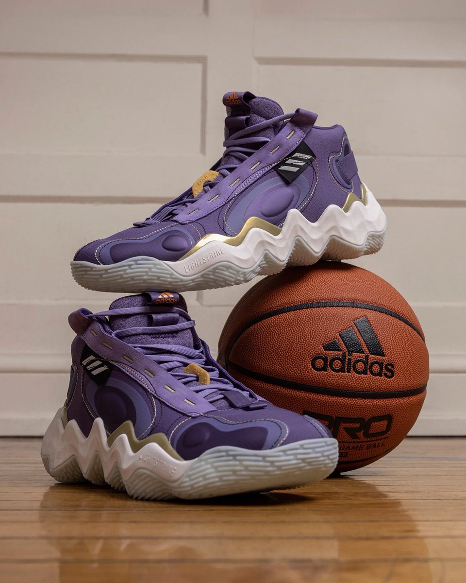 basshu2_com's tweet photo. 【adidas Exhibit B】
☑️adidasの人気バッシュExhibitAの新作ExhibitBがいくつかのカラーで登場。
☑️海外8/1発売予定です。国内発売の際はお知らせします。
📸sneakernews
#バッシュ #新作バッシュ #スニーカー #新作スニーカー #sneaker #adidas #exibitb https://t.co/djJaFD5OoM