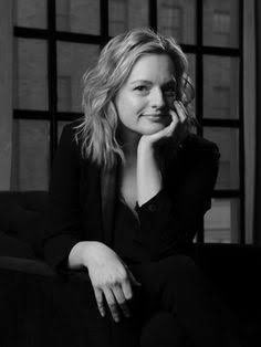 Happy birthday Elisabeth Moss. My favorite film with Moss are The square and The French dispatch. 
