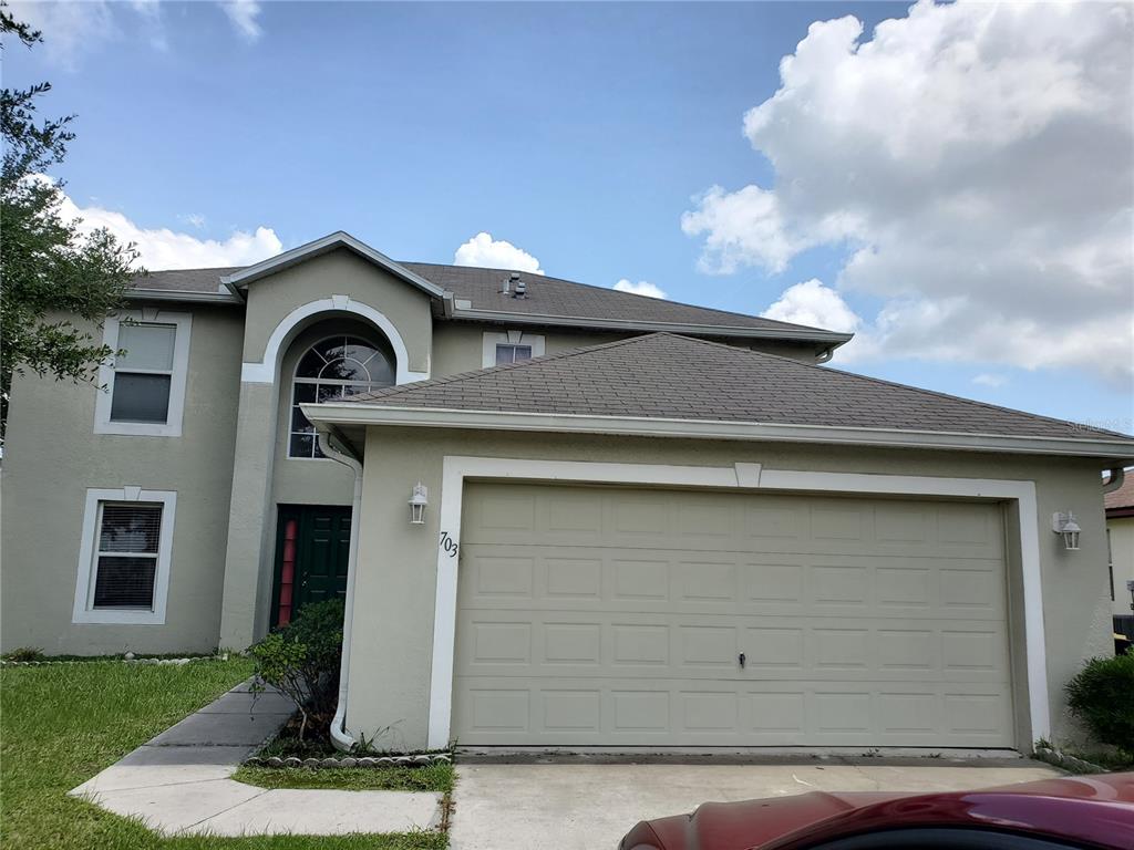 RayColonFLHomes's tweet image. You have to see this home! 4 BD/ 3 BA in Poinciana. Call/text/DM me for details.  cpix.me/l/149060435