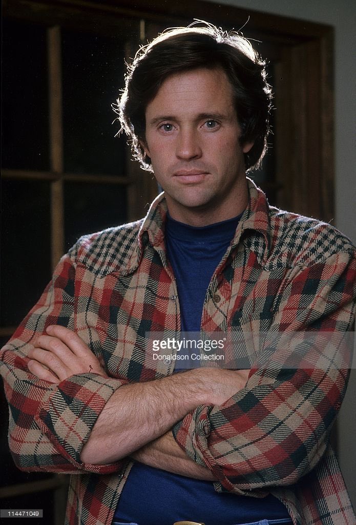 Happy Birthday to Robert Hays . 