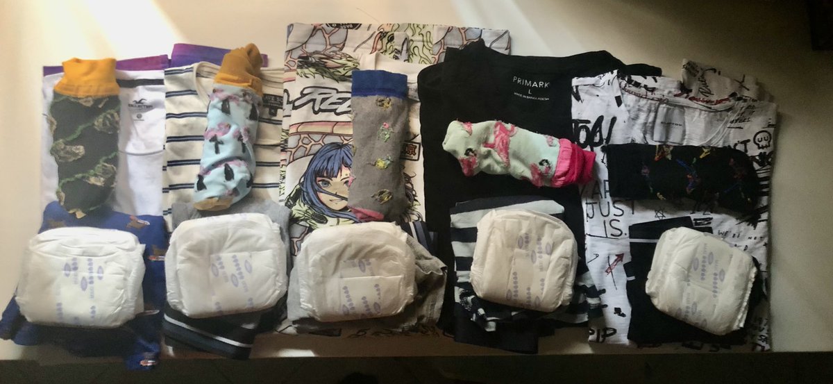 italiandiaper's tweet photo. It’s all set up for a new hot work week 🥵 😢 😍

#diaperboy #diaperbaby #wetsummer #diaperitalia #gayitalia #gayvicenza #womenpadingaypants https://t.co/QcNyYj1fGt