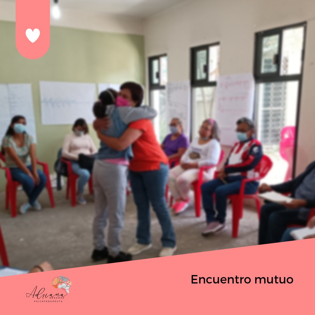 PsicMega's tweet photo. ✨Dimos un recorrido por sus historias de vida, se generaron encuentros y se tomaron decisiones.
¿En qué momento empezaste a ser lo que eres hoy?
#taller 
#encuentro 
#psicodrama https://t.co/qrImLcozJO