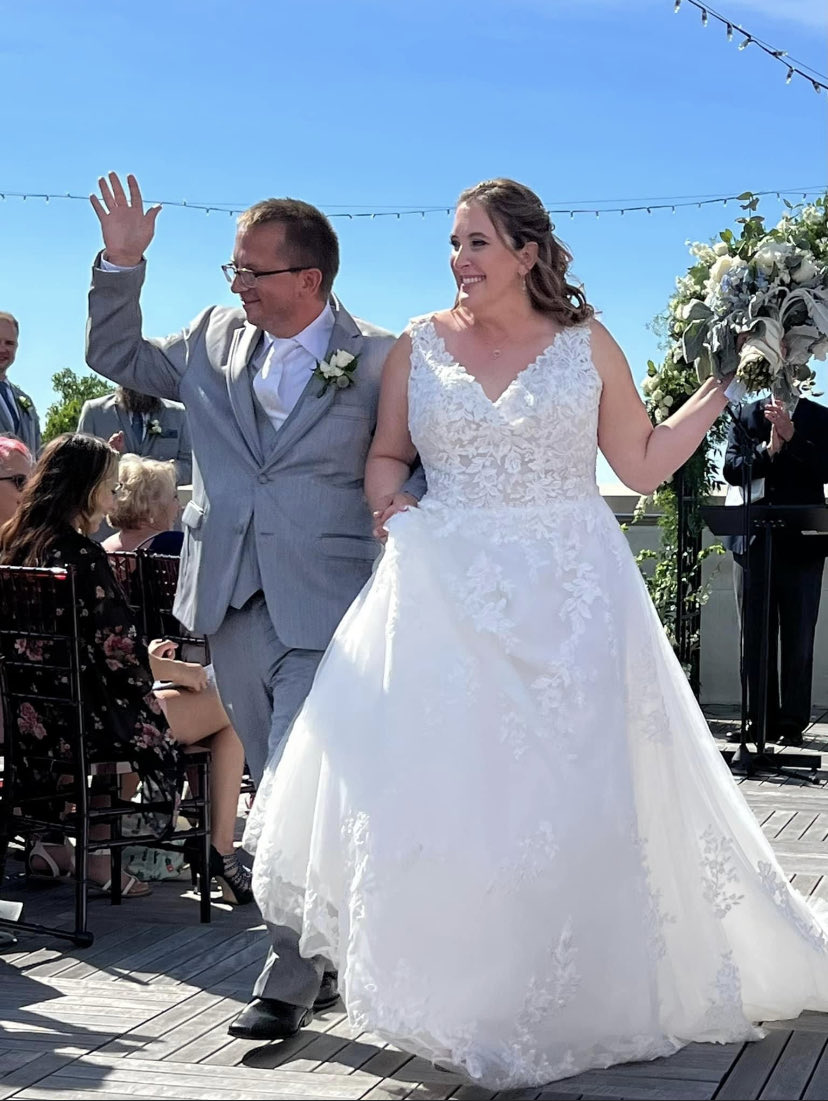 Teach451's tweet image. What did I do this summer? 
I got married!
#Mstomrs #ofhs #summer