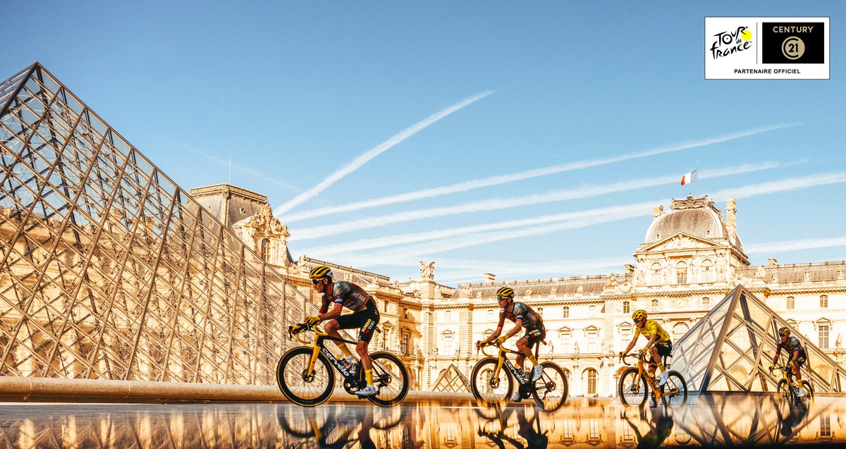 LeTour's tweet photo. 📸 Pic of the day by @century21fr 

#TDF2022

📸 ASO / J. Gruber https://t.co/1flol4WllR