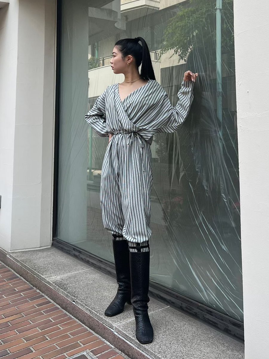 _Juemi_'s tweet photo. 【SALE ITEM】
Nurse Shirt Rompers ¥10,100(Tax In)
30%OFF→¥7,700(Tax In) https://t.co/aVEz4ajmRc