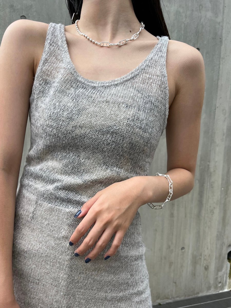_Juemi_'s tweet photo. 【SALE ITEM】
Loose Gauge Knit Dress ¥7,800(Tax In)
10%OFF→¥7,020(Tax In) https://t.co/Z8Zk5pT7bA
