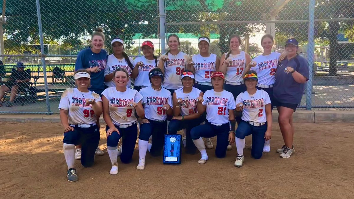 16uAFPRWB's tweet photo. This team came far this summer in growth and it showed this weekend! 

Runner-up in the silver bracket to close out the summer at the USSSA Nationals! ❤️🥎 #AFStrong https://t.co/MfmccBYUHz