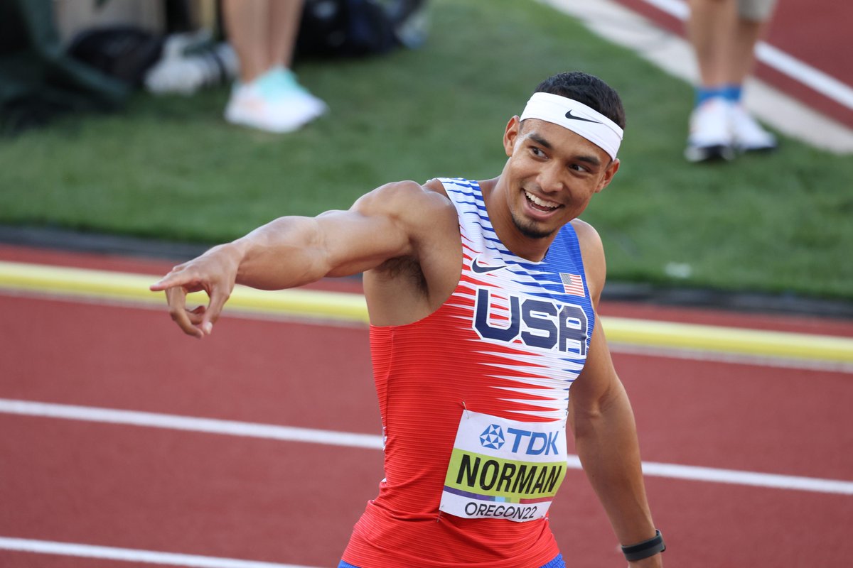 Team USA 🇺🇸 closed out the first #WorldAthleticsChamps on home soil with back-to-back 4x400m relay wins 🔥 #WCHOregon22