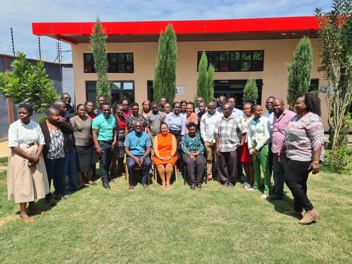 Had a consultative meeting with mental healthcare professionals and Siaya County Referral Hospital leadership from ⁦<a href="/SiayaCountyKE/">Siaya County KE</a>⁩ discussed ⁦<a href="/OxleasGHP/">Oxleas Global Health Partnership</a>⁩ vision, needs &amp; priorities, and ongoing work on development of CPDs ⁦<a href="/OxleasNHS/">Oxleas NHS</a>⁩ ⁦<a href="/MEsipisu/">Amb. Manoah Esipisu EBS</a>⁩  ⁦