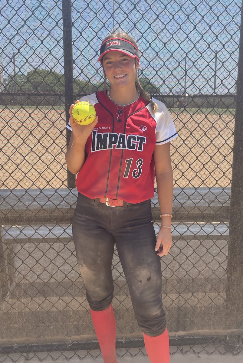 Finished Pool Play today 2-0 with a 1-0 win vs CA Bombers and 2-0 win vs AZ Storm. First bracket game at Fountain Valley Sports Complex on field 6 at 8:00 am Monday. 
Congrats to <a href="/emmaclarke_13/">Emma Clarke</a> on her bomb today 💣💣💣