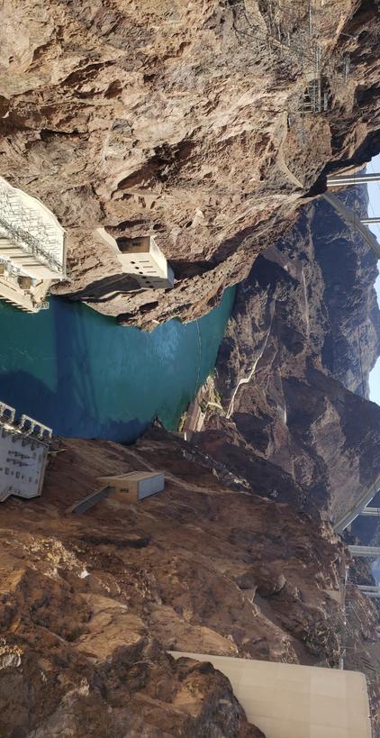 IAbundiz's tweet photo. #HooverDam #roadtrippin #vegasbound https://t.co/touR8x7N5u
