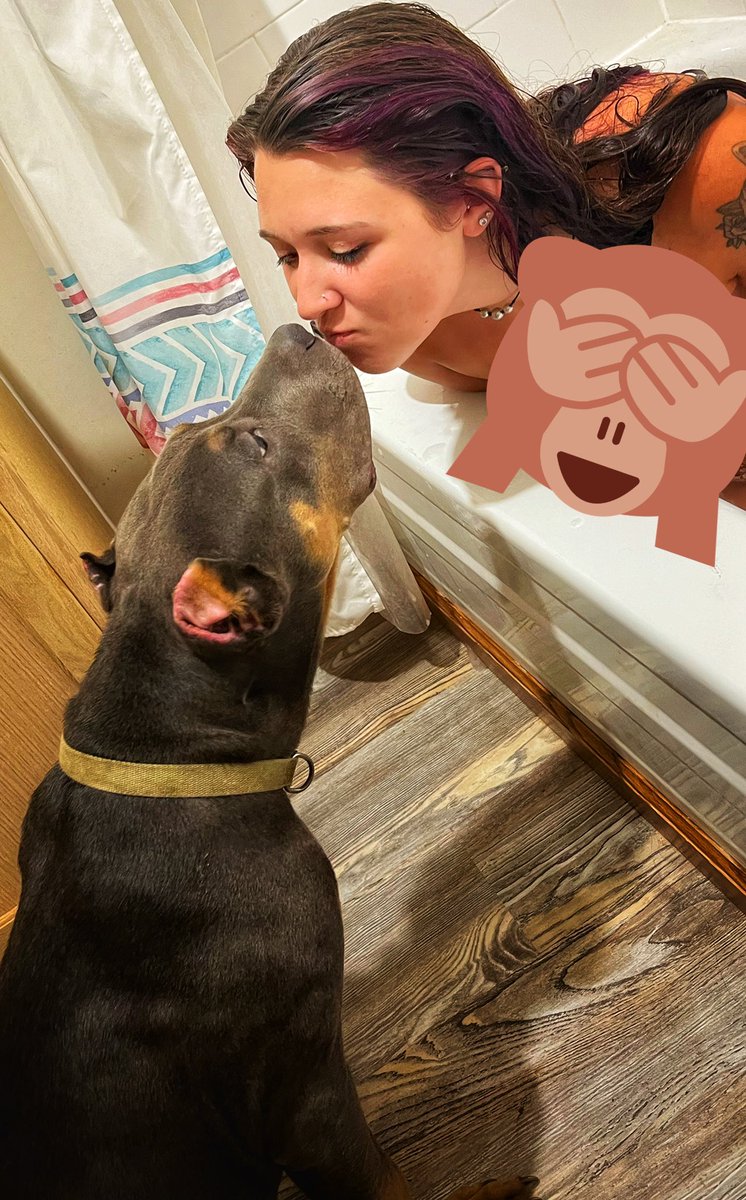 Sugababy_19's tweet photo. Add me on Snapchat to see more😉 sugababy_20  #bathtime #sellingcheapcontent #OF #sugardaddyneededasap #sugarbaby #bully #sexy #milf #snapchat #ContentCreator #content #SellingContent https://t.co/AVC1Z4gkp6