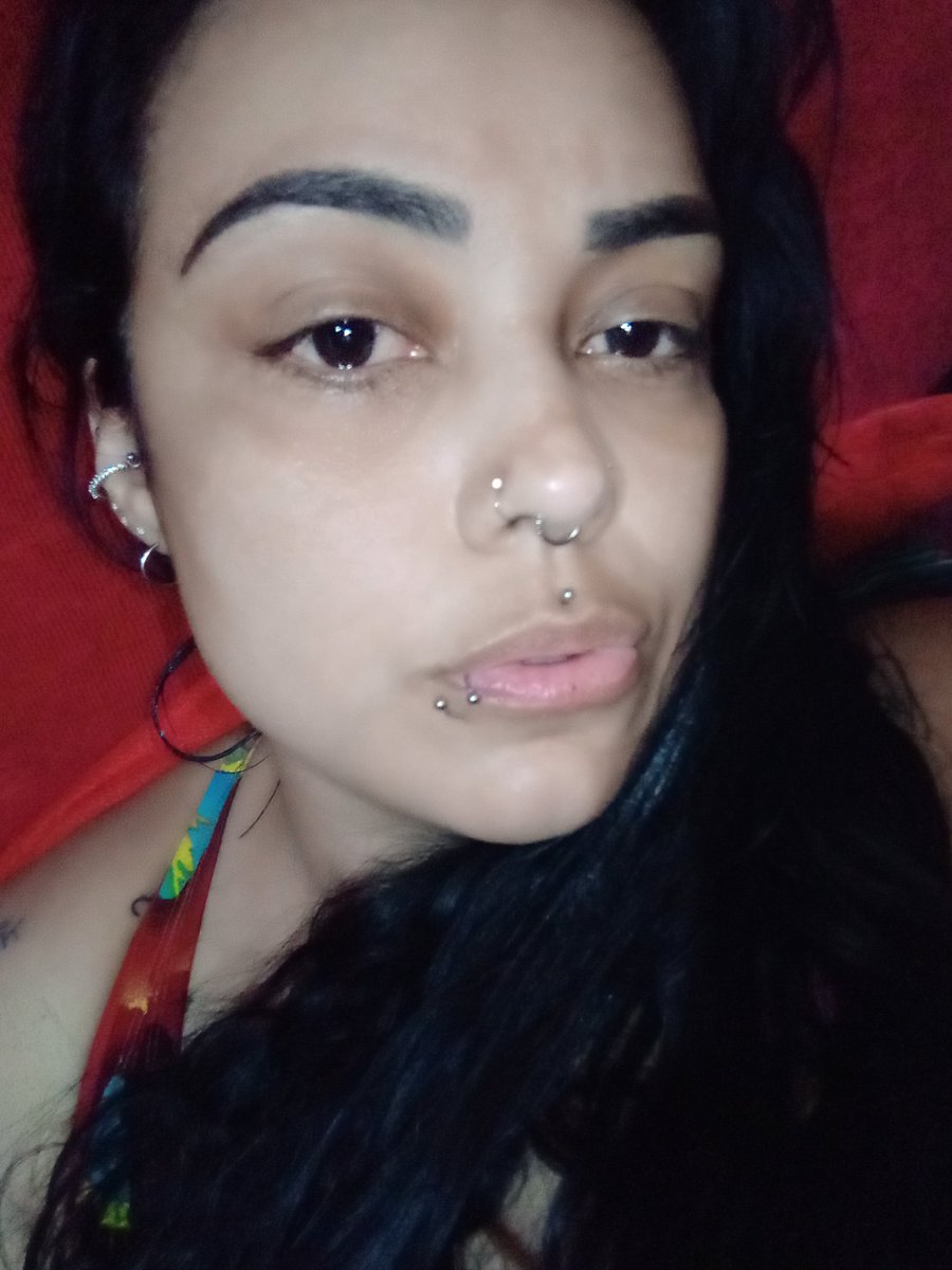 Vmenezes85's tweet photo. Fim de domingo...
#semfiltro #semmake #naturalidadenoolhar
#37anos https://t.co/QxMSt0jwjt