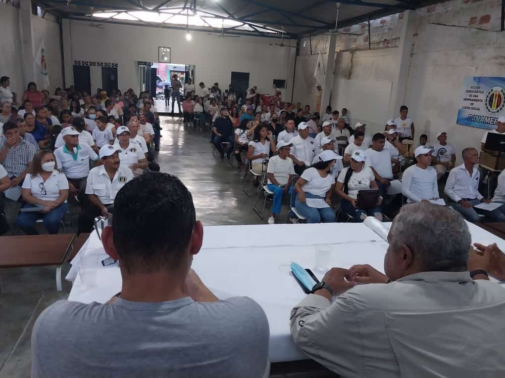 #24Jul #TACHIRA Acción Democratica no detiene en el objetivo de organizarse, para superar la crisis política que mantiene al régimen en el poder.

No es solo la vocación de poder, son las propuestas que pueden mejorar a Venezuela, esas que solo se traducen escuchando al pueblo.