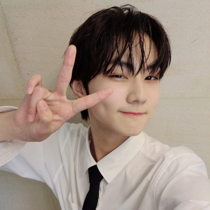 enbrandr's tweet photo. retweet para impulsar el brand reputation de #JUNGWON

#정원 #엔하이픈_정원 #ENHYPEN_JUNGWON
@ENHYPEN @ENHYPEN_members https://t.co/sI5wOlM8Az