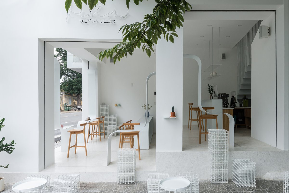 ArchGulo's tweet image. Tiam Coffee Shop &amp;amp; Home
Nguyen Khai Architects &amp;amp; Associates, 2020
photos by Quang Dam
Hue, Vietnam