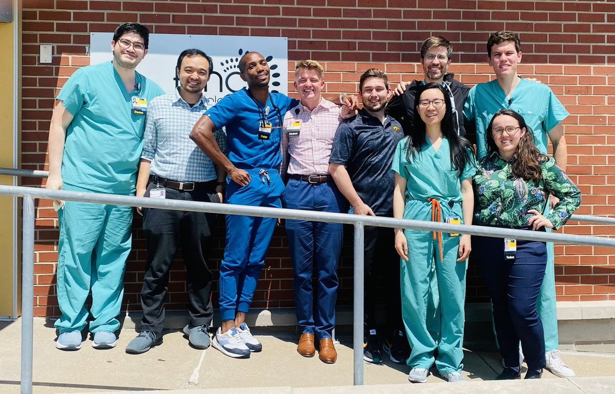uiowaeye's tweet photo. Another great Saturday here at the Iowa City Free Clinic. Thanks to all the volunteers! ❤️ Stay tuned since we have some BIG and exciting upcoming events planned! 👀 #ophthotwitter #outreach #Hawkeyes https://t.co/kVzb9Gwy2s