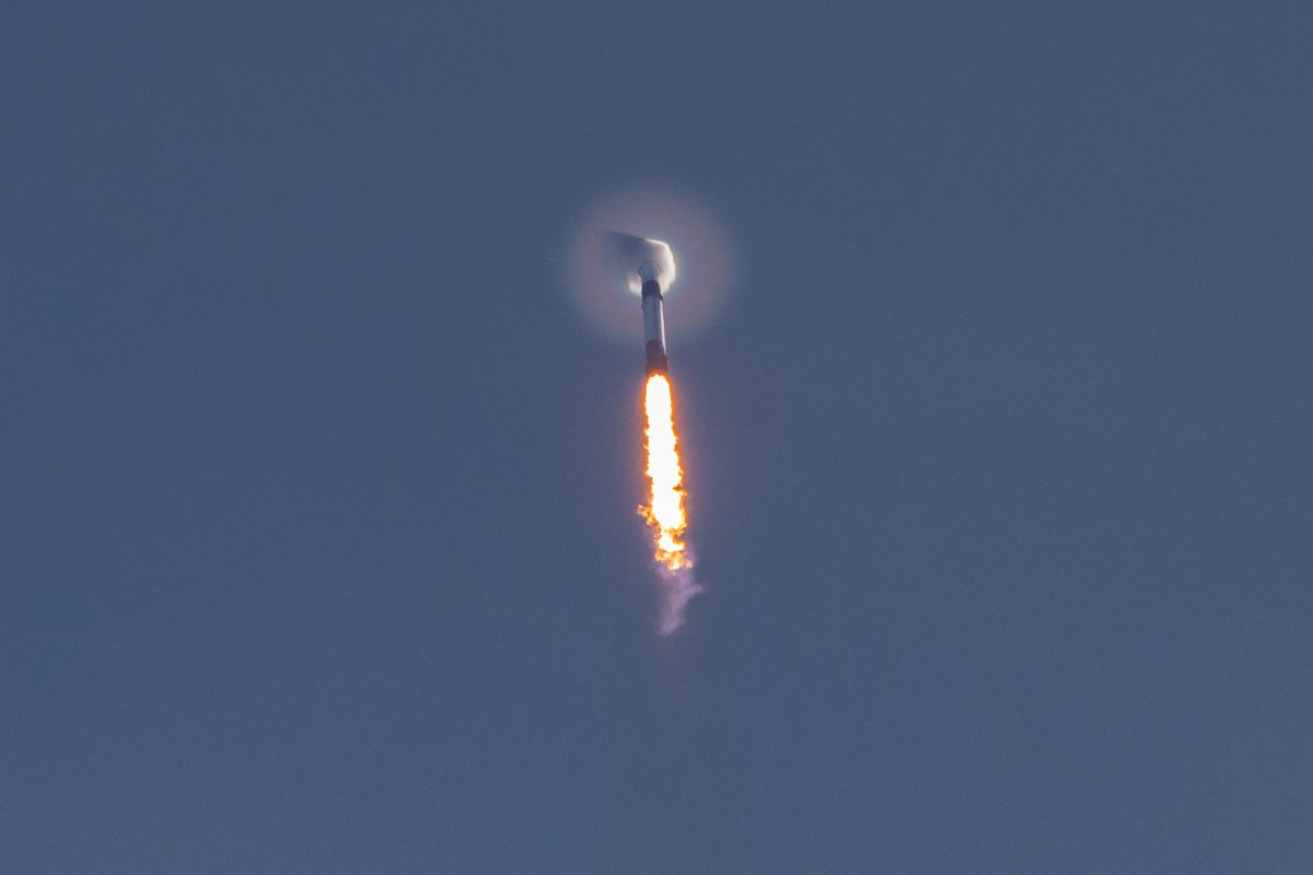 SLDelta45's tweet image. Congratulations to Space Launch Delta 45 &amp;amp; @SpaceX on another successful Starlink mission!  This is the 3rd Starlink launch of July and the 44th total launch in the past 365 days. Thank you for all of your hard work to ensure we #SetThePaceForSpace from the Eastern Range &amp;amp; AATS.