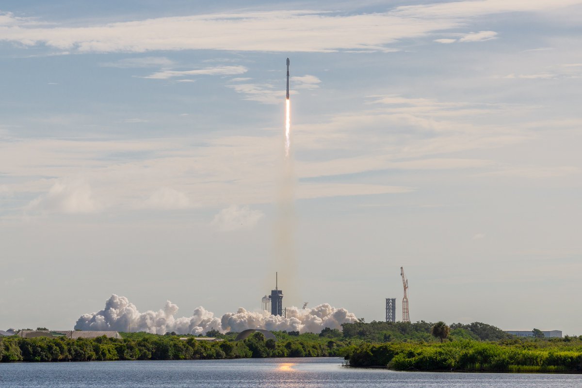 SLDelta45's tweet image. Congratulations to Space Launch Delta 45 &amp;amp; @SpaceX on another successful Starlink mission!  This is the 3rd Starlink launch of July and the 44th total launch in the past 365 days. Thank you for all of your hard work to ensure we #SetThePaceForSpace from the Eastern Range &amp;amp; AATS.