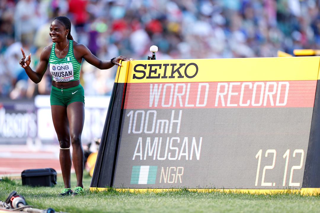 🇳🇬 
💪 

Tobi Amusan has smashed the World Record in the 100m Hurdles in the Semi-finals o!!!

12.12 seconds! 

Omo!

Now let's go get the gold babe!

#WAC2022 #Oregon22 #WAFCON2022