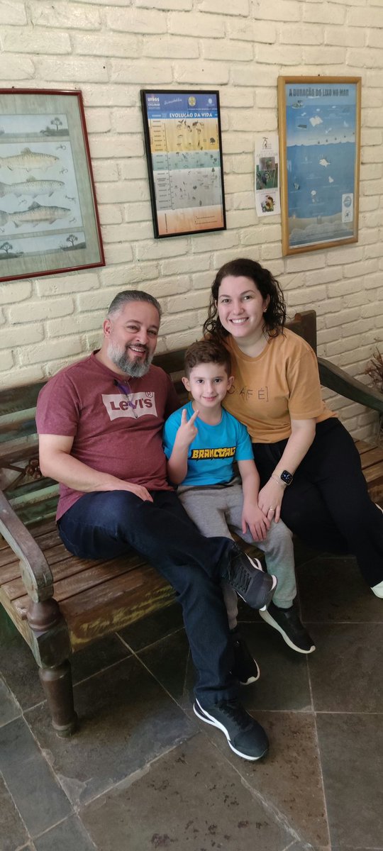 Andre_Brandao40's tweet photo. Minha família,
Meu maior patrimônio!
Obrigado Deus por tudo o que o Senhor nos fez! https://t.co/QiZRZ6GFMa