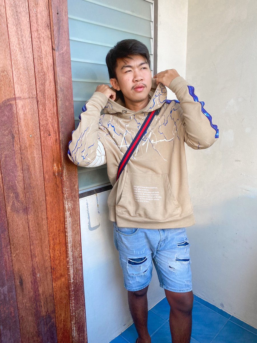 yiwarun's tweet photo. ไปเล่นห้องเธอได้ไหม🥲🥺💓#อุดรธานี https://t.co/AoLbvHDw2P
