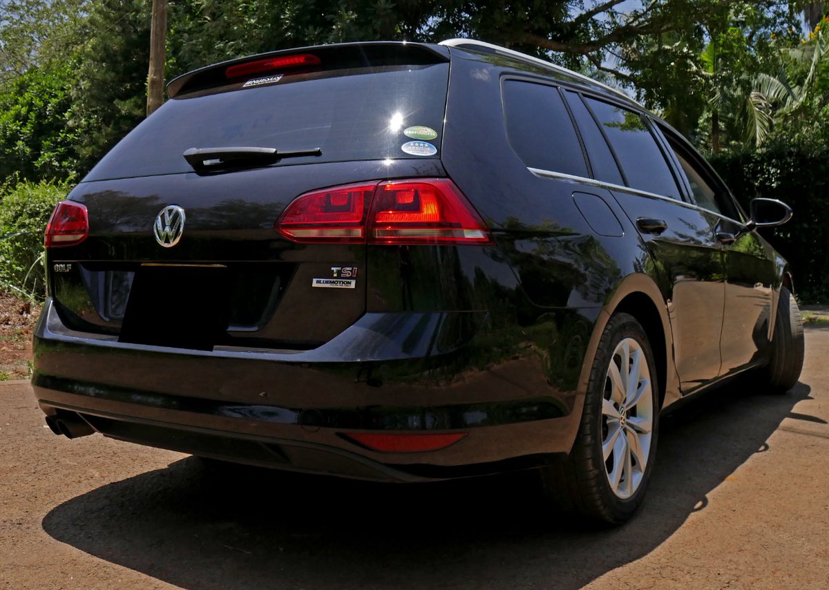 mikem3705's tweet photo. Deal Alert ‼️
2015 VW Golf variant TSI 1400cc 
Automatic 7speed D.S.G Gearbox 
Asking price 1.68m
Contact mike
0751655171 https://t.co/uhPZTf2Z8o