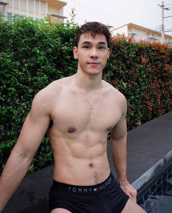 AsianBoyCharm's tweet photo. https://t.co/6TIvubgj5f