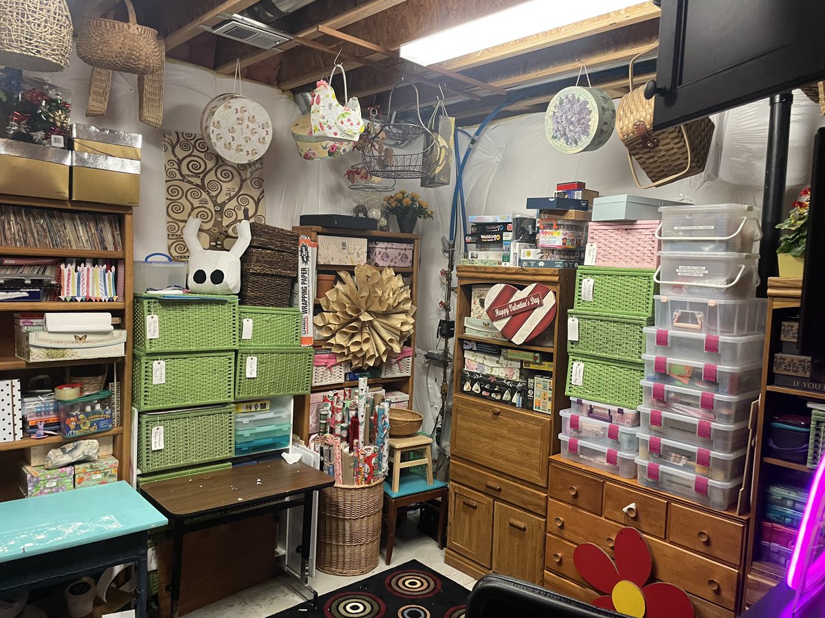 Bulky_Babes tweet media