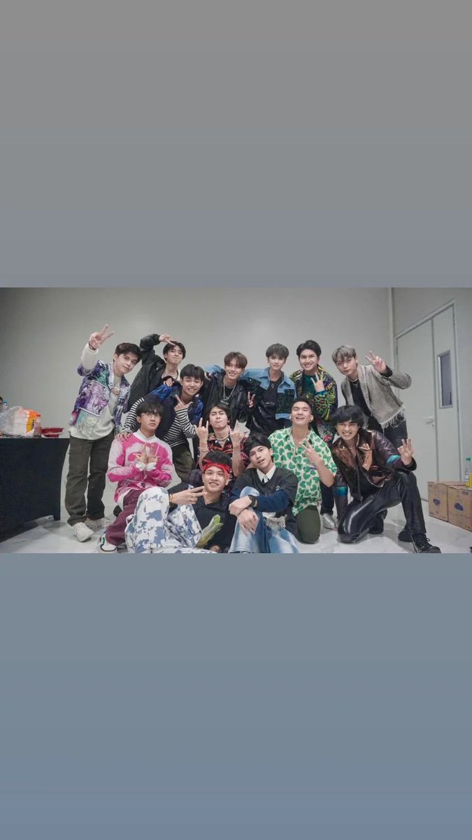 OfficialYoun1t's tweet photo. Inspire x @UN1TY_Official x @GLASS_ofc
Yesterday was ablast!🔥
#ipop #Inspiregohigher #Inapop #indonesianboyband #Inspireignite #UN1TY #YouN1T https://t.co/WCk1nPhMMV
