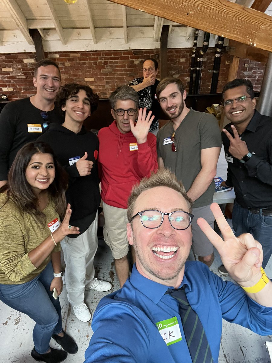 nickgraynews's tweet image. Name tags- even for casual social gatherings- is a hill that I will die on 😂
I hosted some friends in SF today. We had name tags and icebreakers to help create new connections.
Best practices on social name tags here ➡️ party.pro/nametags/