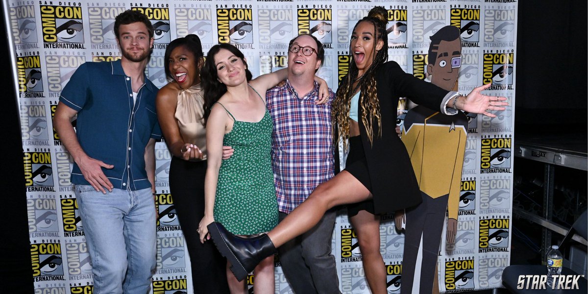 StarTrek's tweet photo. What an incredible return to #SDCC! This weekend was filled with amazing moments, fans, and sweet revenge. Thank you for joining and following along! 🖖 #StarTrek #StarTrekSDCC https://t.co/Sttj9j1gan https://t.co/FuQRIzoeKL