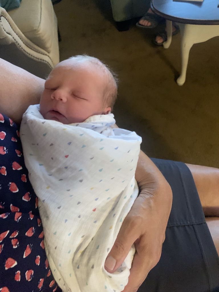 bideus2's tweet image. This morning at 4:00am we welcomed Wade Maki Ideus to the family!  Baby Wade and Addlea are doing great, and now we get to learn how to be parents...Praise God for the sweet gift He gave us!